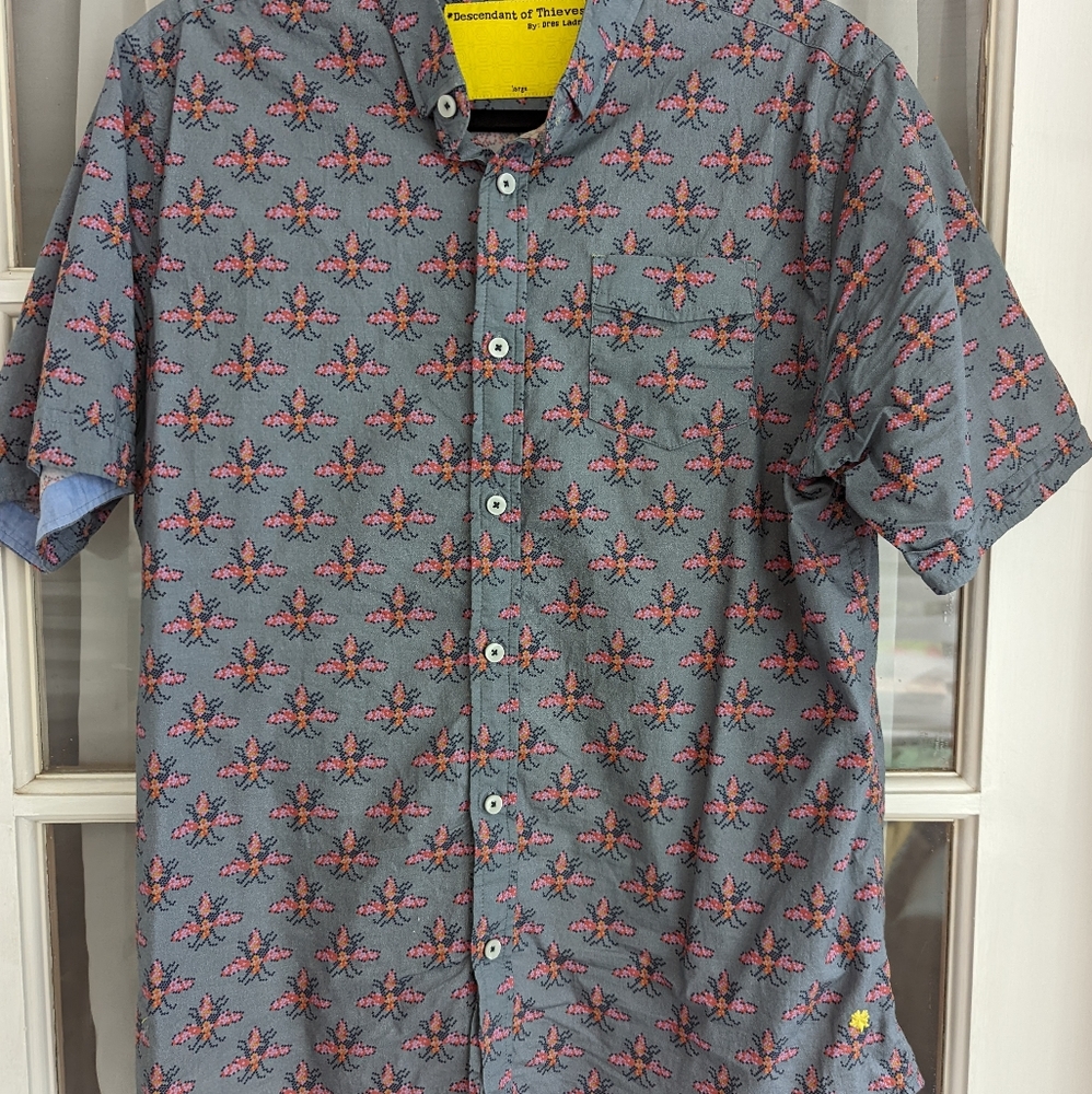 Free Yourself Pixelated Insect Print Shirt